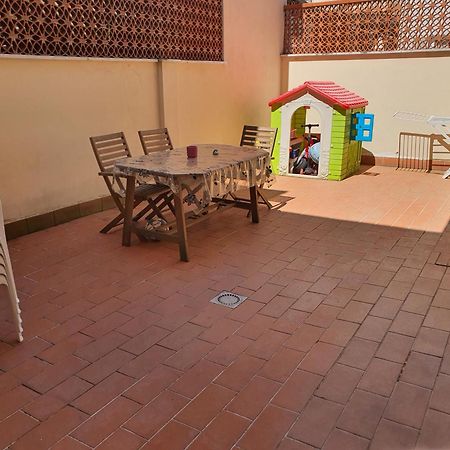 Incantevole Vacanza In Versilia Viareggio Eksteriør billede
